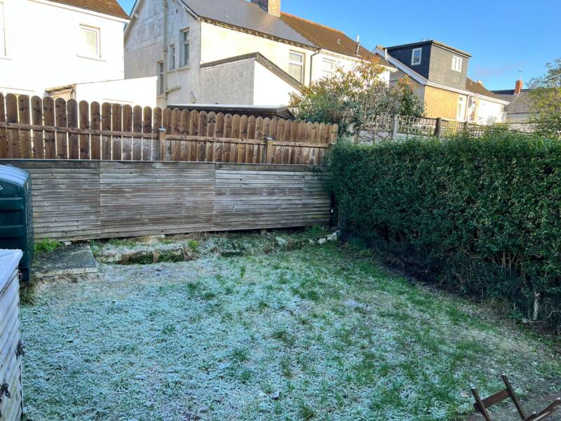 16 Enid Drive, Belfast  ,  BT5 6EN Northern Ireland