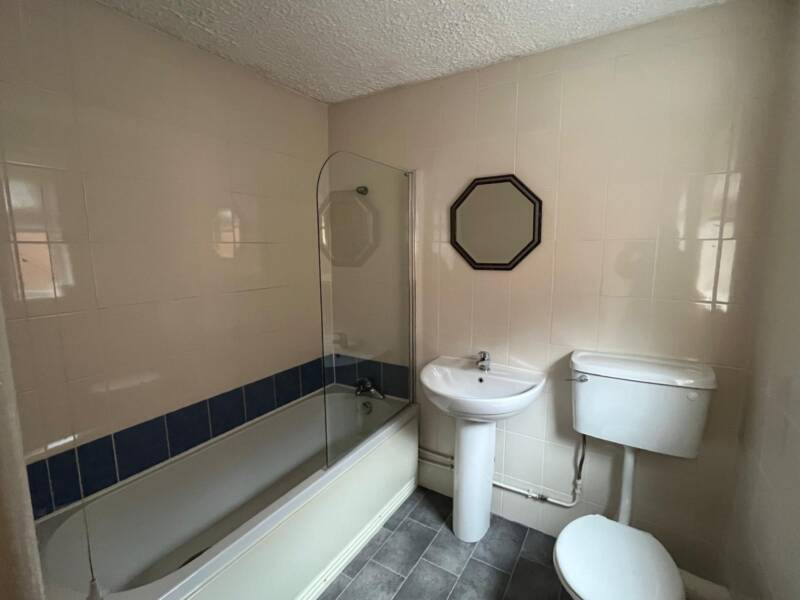 3 Moorfield Street, Belfast, ,  BT5 5BY Northern Ireland
