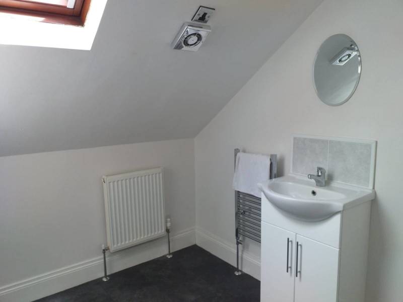 4a Bloomfield Avenue, Belfast, ,  BT5 5AD Northern Ireland