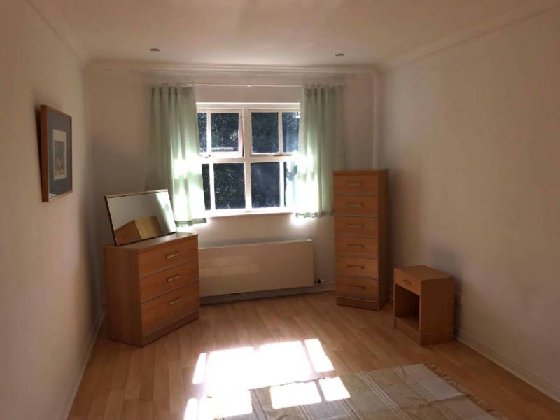 8 Tweskard Lodge, Belfast  ,  BT4 2RH Northern Ireland