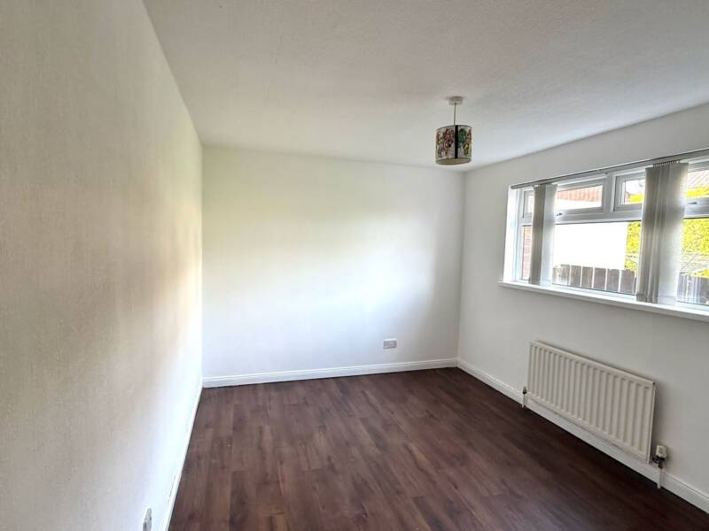 46 Brooklands Gardens, Dundonald  ,  BT16 2PQ Northern Ireland