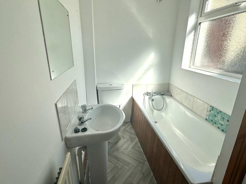46 Bloomfield Street, Belfast, ,  BT5 5AU Northern Ireland
