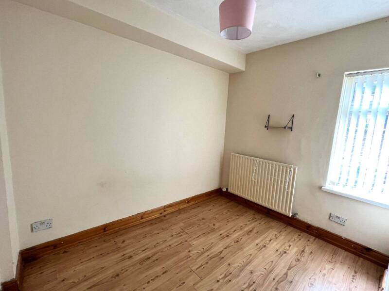 82 Mountcollyer Avenue, Belfast, ,  BT15 3DR Northern Ireland