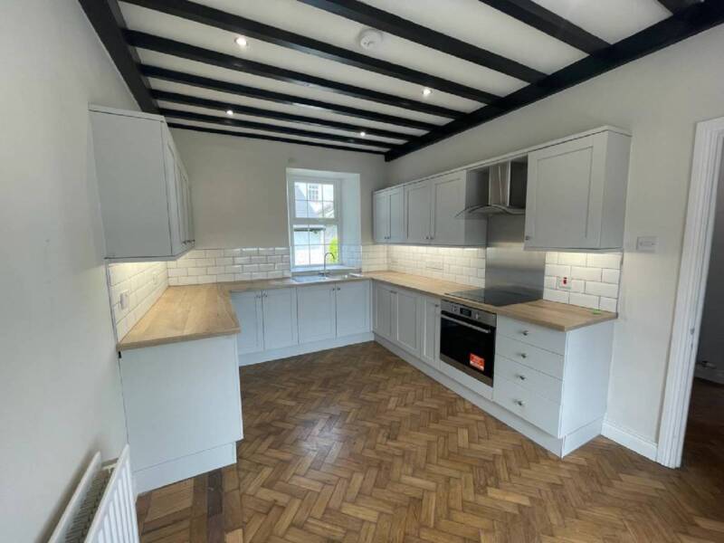 9 Hollymount Court, Finaghy, ,  BT10 0HA Northern Ireland