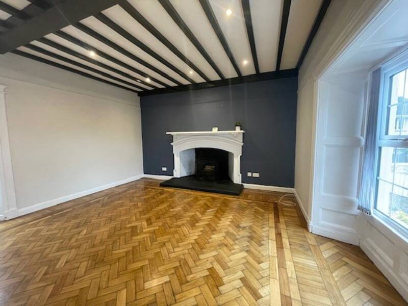 9 Hollymount Court, Finaghy, ,  BT10 0HA Northern Ireland