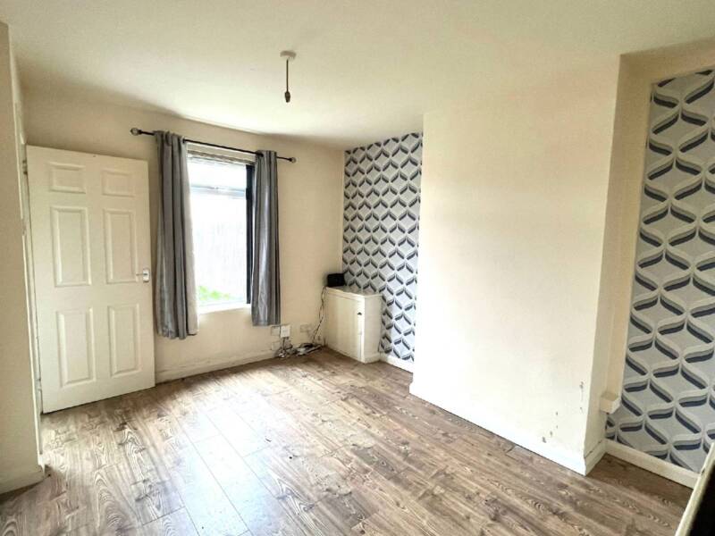 1 Parkgate Crescent, Belfast,  BT41EU Northern Ireland