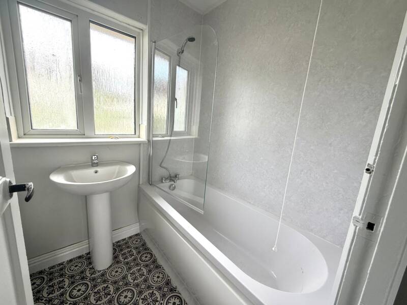 20 Cherryhill Road, Belfast, ,  BT16 1JJ Northern Ireland