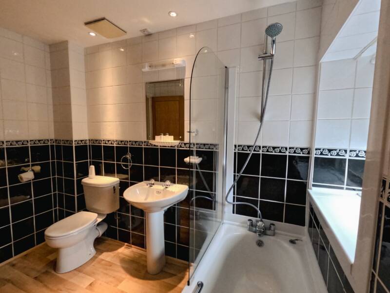 Apt 3 Stag Lodge, Belfast, ,  BT18 0EX Northern Ireland