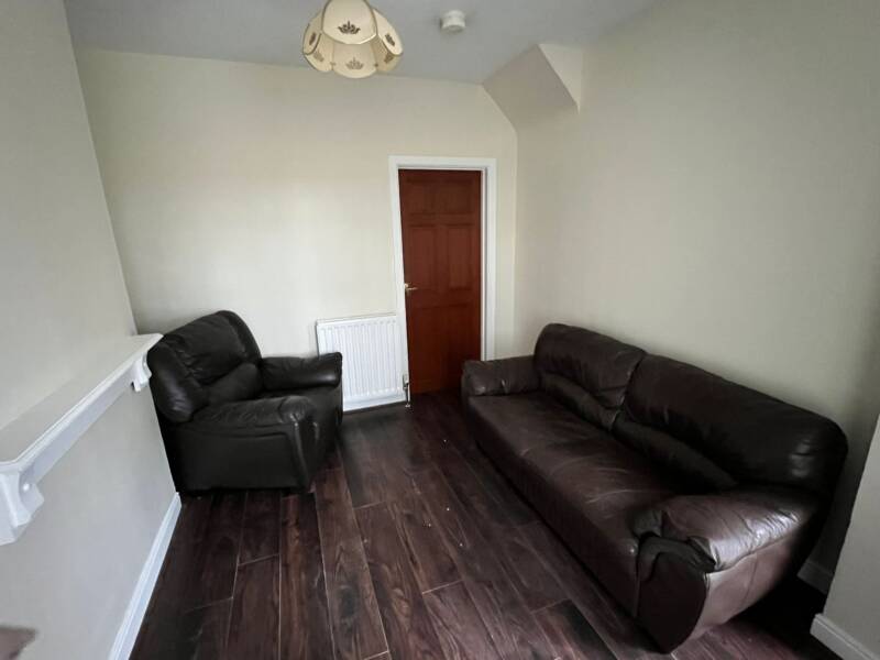 7 Runnymede Drive, Lisburn Road,  BT12 6LZ United Kingdom