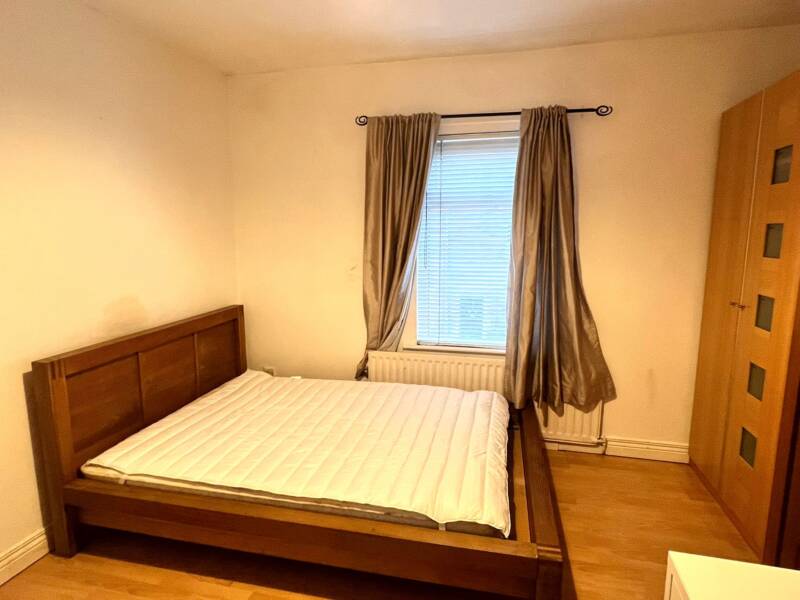 7 Runnymede Drive, Lisburn Road,  BT12 6LZ United Kingdom