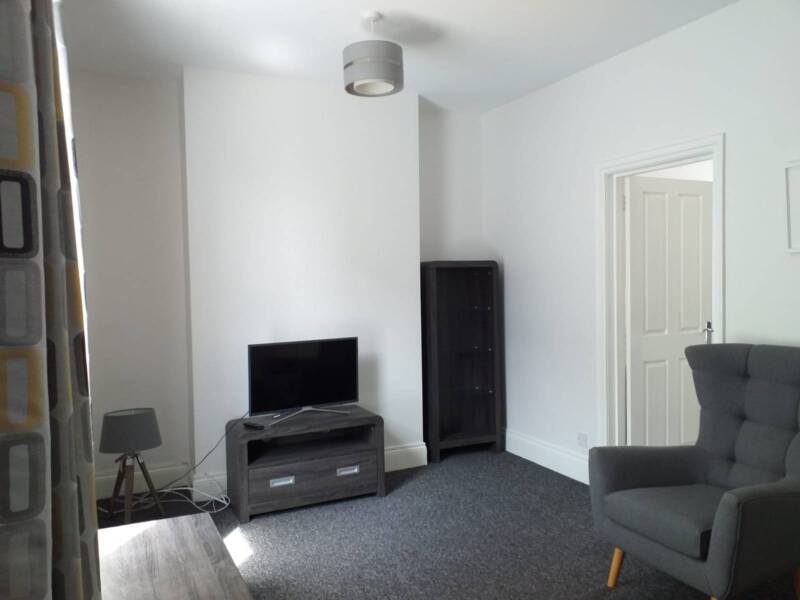 4a Bloomfield Avenue, Belfast, ,  BT5 5AD Northern Ireland