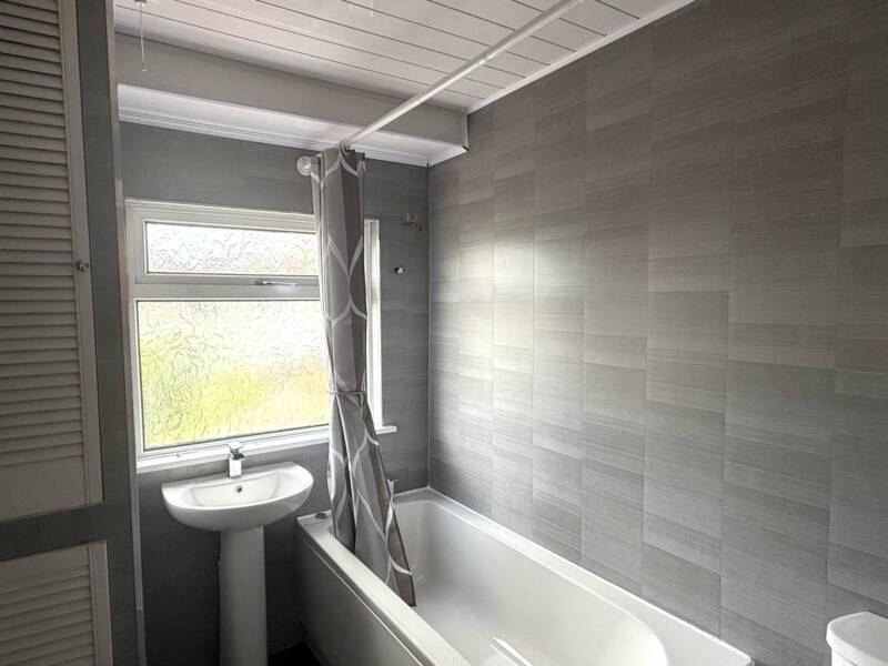 34 Mount Merrion Avenue, Belfast,  BT6 0FR United Kingdom