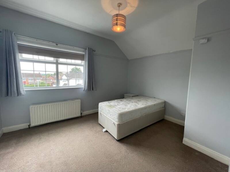 8 Hollymount Court, Belfast, ,  BT10 0HA Northern Ireland