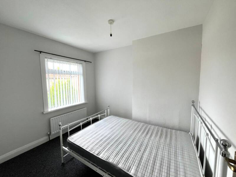 24 Sydenham Park, Belfast, ,  BT4 1PW Northern Ireland