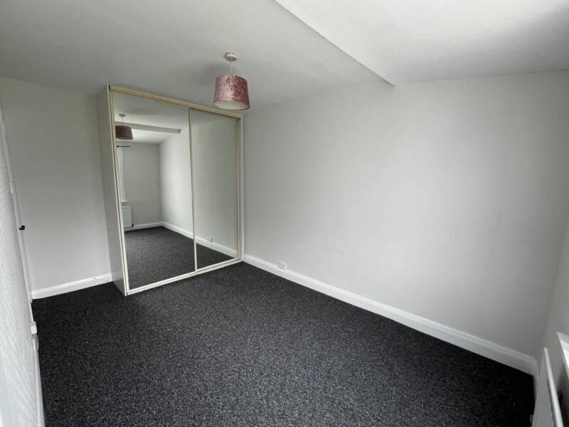 24 Sydenham Park, Belfast, ,  BT4 1PW Northern Ireland