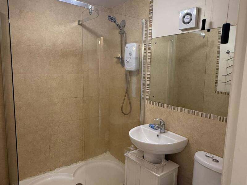 12 Balmoral Court, Belfast  ,  BT9 7GR