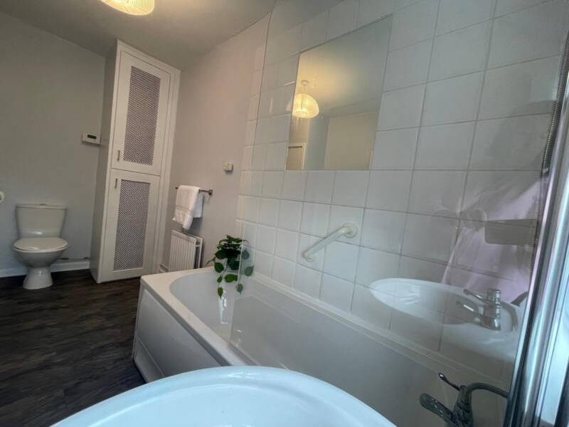 2D Inverary Avenue, Belfast, ,  BT4 1RN Northern Ireland