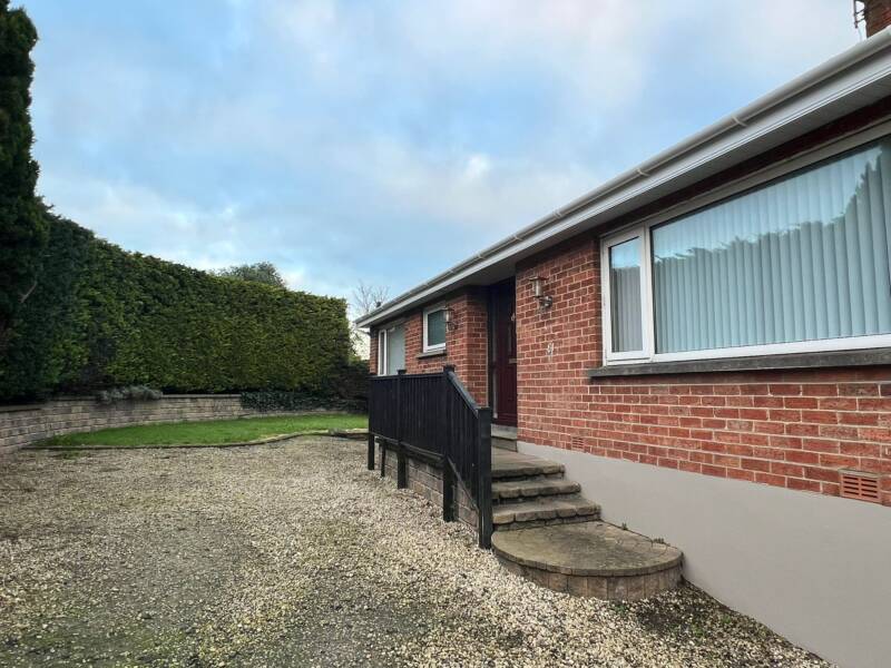 81 Seahill Road, Holywood,  BT18 0DW