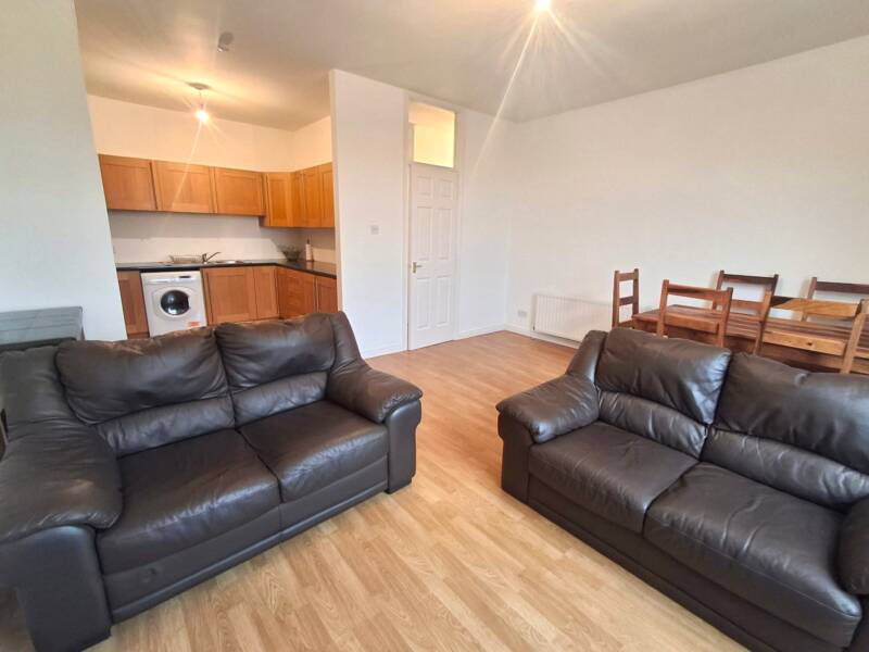 9 Castle Street Court, Comber, ,  BT23 5FT Northern Ireland