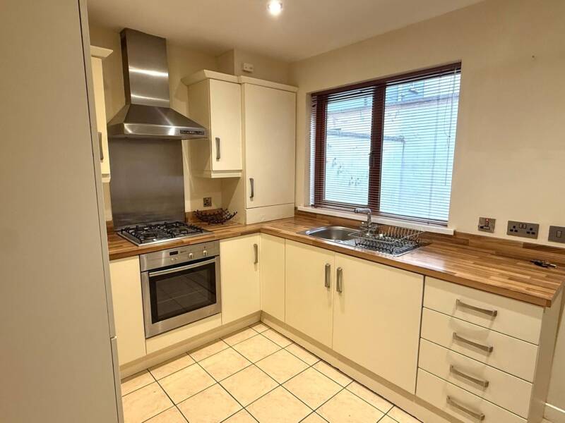 14 Scotts Villas, Belfast, ,  BT5 5EN Northern Ireland