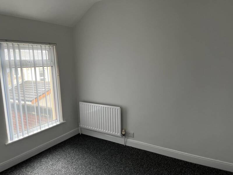 20 Heatherbell Street, Belfast,  BT5 4SP Northern Ireland