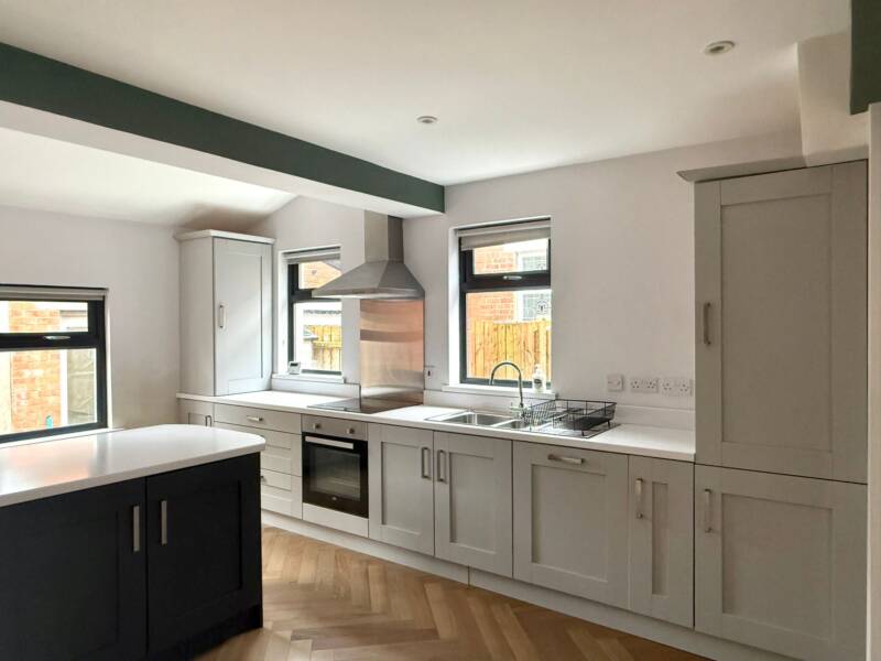 17 Lucerne Parade, Belfast, County Antrim BT9 5FT United Kingdom