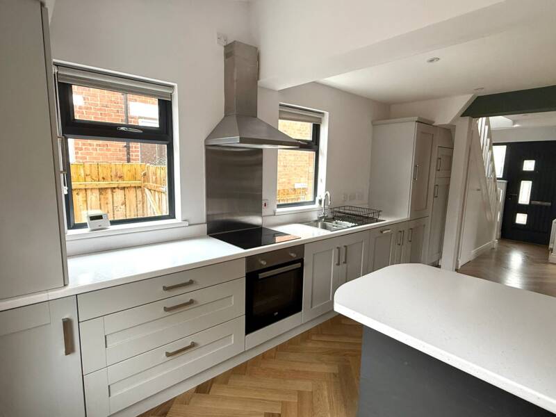 17 Lucerne Parade, Belfast, County Antrim BT9 5FT United Kingdom