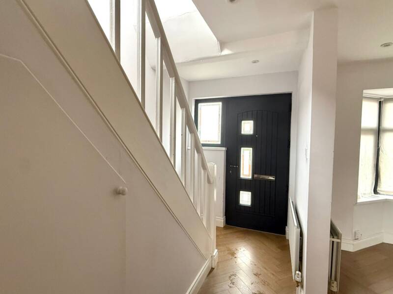 17 Lucerne Parade, Belfast, County Antrim BT9 5FT United Kingdom