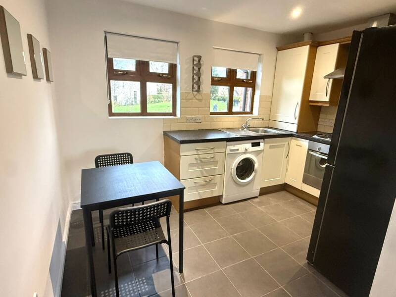 3/22 Wynford Street  Belfast, Antrim BT5 5DD United Kingdom