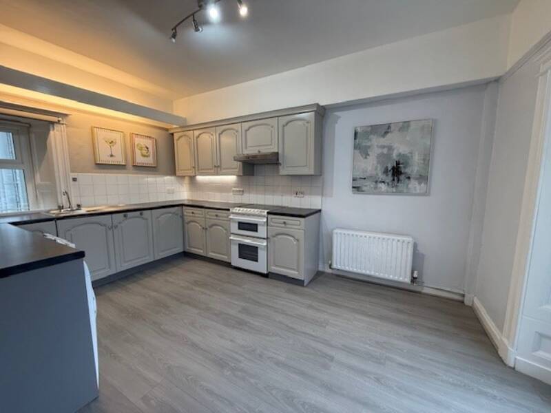 7 Hollymount Court, Belfast, ,  BT10 0HA Northern Ireland