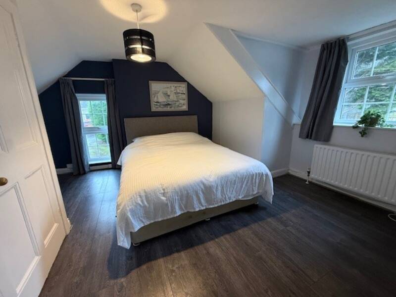 7 Hollymount Court, Belfast, ,  BT10 0HA Northern Ireland