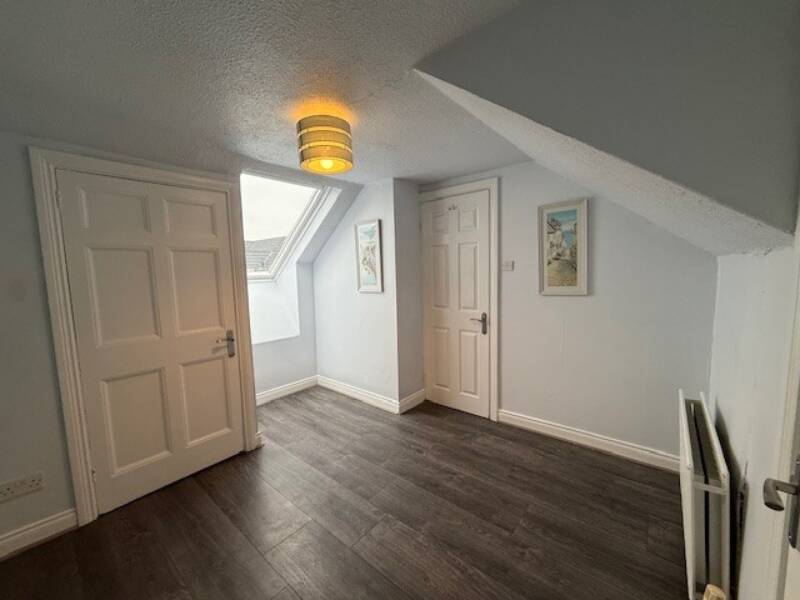 7 Hollymount Court, Belfast, ,  BT10 0HA Northern Ireland